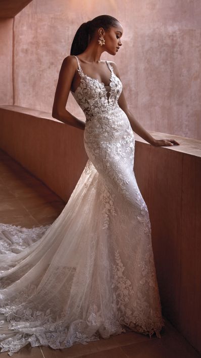 Pronovias Fashion Group Seychelles PR124BO2