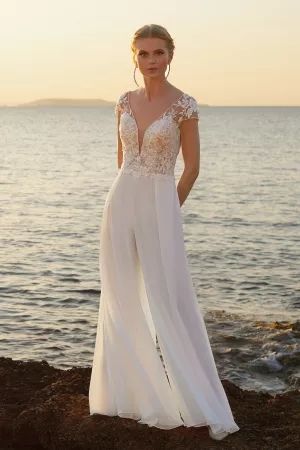 Demetrios Destination Romance DR388