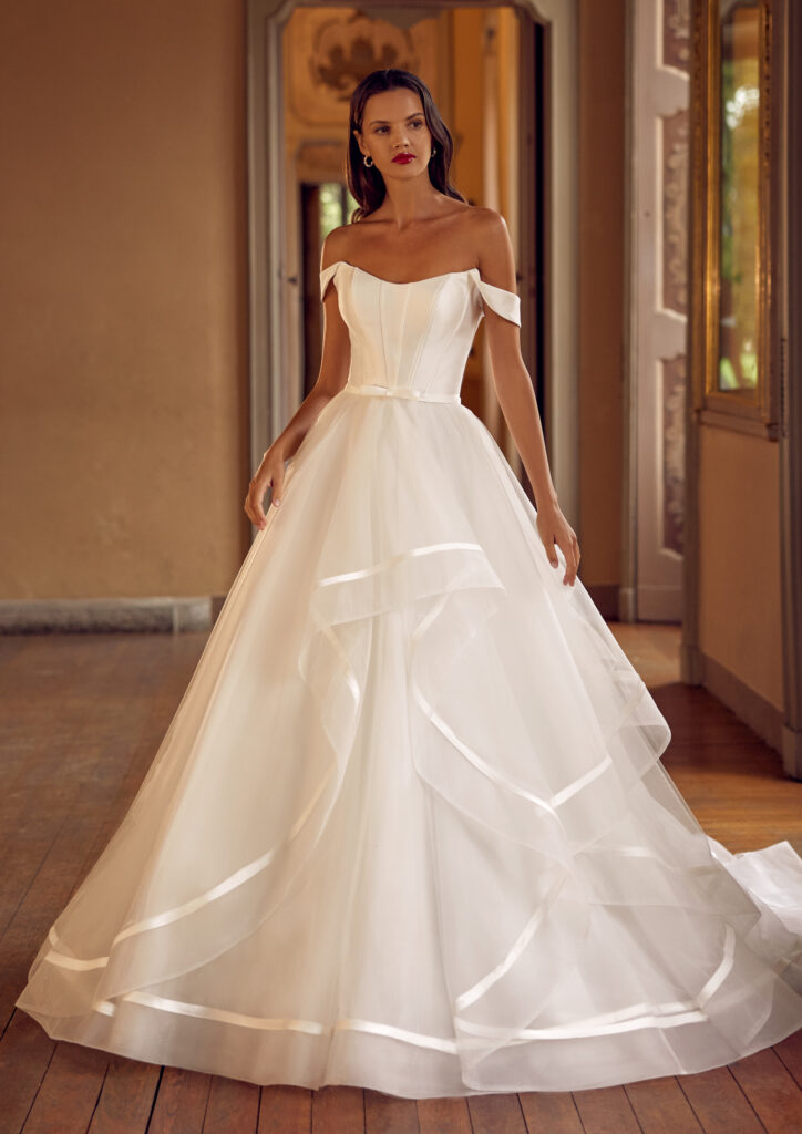 Randy Fenoli Hollis