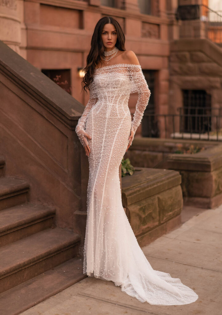 Berta Bridal 25-04 + Cape